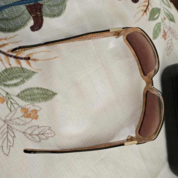Beautiful Coach Sunglasses 👓 amber glasses - Picture 5 of 15